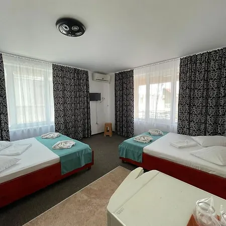 Guest house Mirela 3*